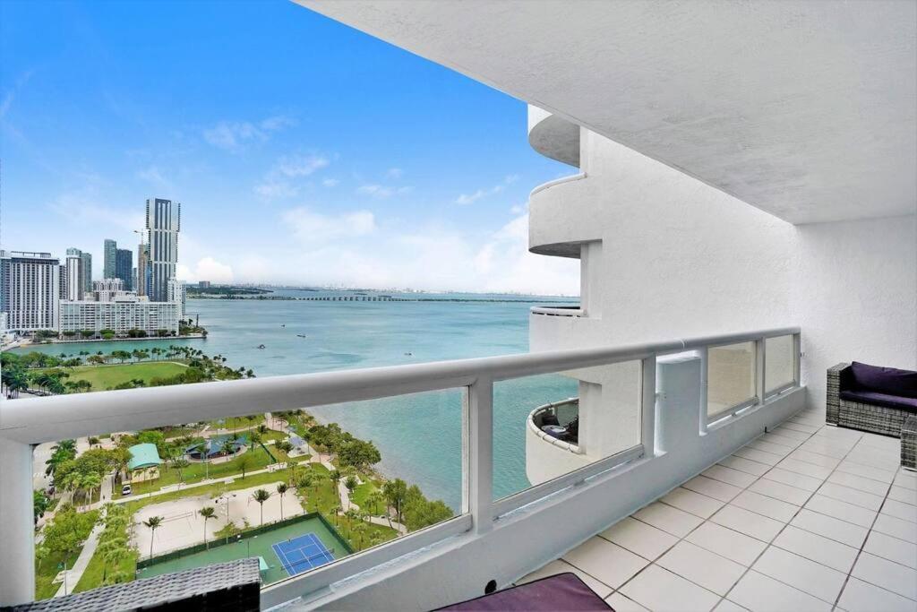 Apartamento Endless Summer! Incredible Water Views Miami
